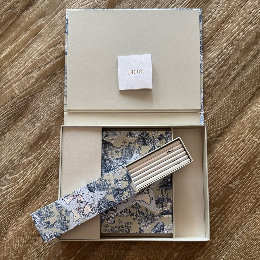 Dior Journal Set